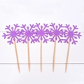 Cinq décorations de gâteau flocon de neige violet pailleté avec bâtons en bambou de fête - Lot de 10 Pièces / Violet