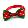 Dettaglio del papillon natalizio per animali a pois rossi e verdi con cinturino regolabile - 1.0x20-36cm / Pois Rosso Verde (VN420)