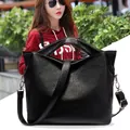 Bolso tote elegante de cuero negro con patrón litchi, asas y correa de hombro ajustable - Negro