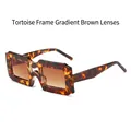 Chunky tortoise shell rectangle sunglasses with brown gradient lenses for a vintage look - Leopard Frame Gradient Tea Lens
