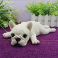 Encantadora figura de Bulldog Francés blanco de resina en pose relajada para el hogar - Postura Prona Blanco Crema