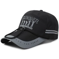 Schwarze Runner-Baseballkappe mit grauem Reflektorstreifen und verstellbarem Kinnband - Schwarz