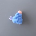 Mini sky blue knitted hat hair clip with pink pompom and purple base for kids - Blue