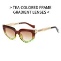 Occhiali da sole cat-eye vintage con lenti sfumate e stanghette a catena dorata - Montatura Tè Lenti Tè Sfumate