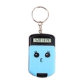 Detailopname van blauwe mini vouwbare rekenmachine met schattig gezicht en sleutelhanger - Zwart