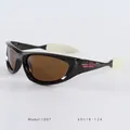 Occhiali da sole sportivi Y2K cat-eye con lenti marroni e montatura nera e rossa - Montatura Tè Lenti Tè
