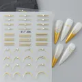 Detalle macro de pegatinas 5D doradas en relieve para uñas con diamantes 3D y líneas - STZ-J06 (Multiestilo dorado con pedrería)