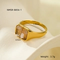 Dettaglio con dimensioni dell'anello vintage in acciaio dorato con pietra arancione - Stile pietra rosa-arancio (NMSR-B856-1) / Oro con scaglie rosa-arancio