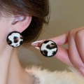 Fashionable round stud earrings with black and white animal print pattern for women - Black White Leopard Round (51)
