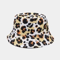 Dettaglio della trama del tessuto leopardato e cuciture rifinite del cappello - Taglia unica / Leopardo Bianco Giallo Arancio Nero (Colore 8)
