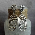 Orecchini pendenti vintage in metallo con spirale cava in finitura argento antico - Argento Antico Ovale a Spirale Incastonato