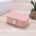 Portagioie portatile rosa con chiusura in metallo argentato e finitura testurizzata - 12x7.5x4cm / Rosa Luccicante