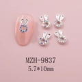 Detail von 3D-Hasen-Nagelkunst-Schmuck mit Strasssteinen und rosa Perlenanhängern - Silber Irisierend Strass Hasenohren Stil (9837)