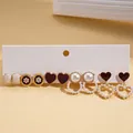 Set di 5 paia di orecchini dorati con cuore in smalto rosso e perle finte - Set Rosso Perno in Argento (10 Paia)