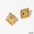 Elegante goldene geometrische Rautenohrstecker mit Pyramidenmitte und poliertem Finish - Goldenes Rautendesign (D2789)