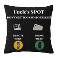 Fodera per cuscino in lino nero con tasche per telecomando e telefono e scritte - Il posto dello zio (Nero)
