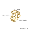 Detailansicht eines 10 mm herzförmigen Rings aus vergoldetem Edelstahl, hochglanzpoliert - Hohles Herz Stil (R160)