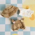 Braunes Puppenoutfit-Set mit Hut, T-Shirt und Latzhose für 17cm große Plüschtiere - Passend für 17cm Puppe / Braunes Cord-Taschen-Set mit Umschlag (Dreiteilig)