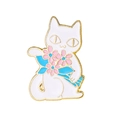 Schattige witte emaille kattenbroche met kleurrijke bloemen en goudkleurige afwerking - Kat Met Boeket Stijl (CC1026)
