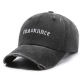 Casquette vintage en coton délavé anthracite avec broderie FRAGRANCE gothique blanche et usée - Noir