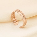 Elegant rose gold hollow chain twisted ring with adjustable open design on silk fabric - Twist Hollow Chain Style (KR105276--KFC)