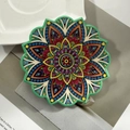 Dessous de verre mandala en céramique octogonal avec motif bohème et bordure dorée - Rouge Bleu Mandala