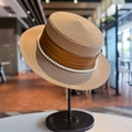 Cappello da sole in paglia marrone chiaro con perle decorative e nastro marrone - Cappello di Paglia Perla Artificiale Cachi (D-438)