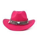 Détail du chapeau de cowboy rose avec perles ethniques, turquoise et bords à franges - M (56-59cm) / Rose Rouge Gland Ethnique