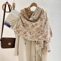 Ethnic jacquard tassel scarf in camel and beige wool blend with floral patterns - Khaki