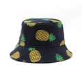 Détail d'un chapeau bob bleu marine avec motif d'ananas jaune et texture en coton fin - M(56-58cm) / Bleu Marine