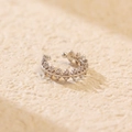 Elegante polsino per orecchio in argento S925 con pavé di cristalli chiari brillanti - Argento 925 / Oro Bianco