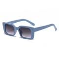 Gafas de sol cuadradas retro chic en azul claro con lentes degradadas oscuras - Montura Azul Degradado Gris