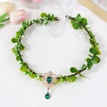 Couronne florale princesse avec pierres vertes et ruban blanc pour petites filles - Couronne de Pendentif en Cristal Vert