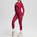 Completo yoga 3 pezzi color bacca con giacca zip, canotta e leggings a vita alta - Carminio