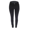 Detailansicht der schwarzen, eng anliegenden Low-Waist-Jeans auf unsichtbarer Puppe - S / Schwarz