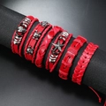 Set bracciali punk multistrato in pelle rossa con ciondoli a teschio e stelle - Rosso (RH465)