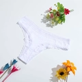 String en coton blanc à taille basse avec bordure en dentelle et texture côtelée fine - M(28) / Blanc