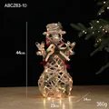 Muñeco de nieve decorativo de ratán champán con luces LED cálidas y piñas para Navidad - Muñeco de Nieve de Hierro Champán Pequeño