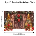Detailoverzicht van 100x150cm polyester kerstachtergrond met rustieke deur en krans - 100x150cm / Kerstdeurkrans