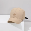Détail de casquette de baseball kaki à séchage rapide avec lettre A et aérations laser - 52-54cm / Khaki Lettre A
