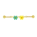 Détail du piercing industriel doré avec des pendentifs en fleurs d'émail bleu et jaune - Style Fleurs Vertes Jaunes Dorées (ZN231218010)