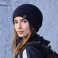 Bonnet en tricot bleu marine pour femme avec doublure polaire et logo montagne - Bleu Marine