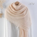 Elegante sciarpa in cotone e lino beige con trama stropicciata su una gruccia - Albicocca Chiaro (127)