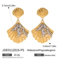 Two-tone shell shaped stainless steel earrings with coral relief and white pearls - Gold Silver Bicolor Ocean Style Shell Coral Design (JDE0112016-PS)