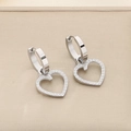 Détails de boucles d'oreilles cœur en argent avec cristaux pavés et finition polie - Boucles d'Oreilles Pendantes Cœur Zirconia Blanc Couleur Acier 16*3mm (KE109782-KLX)