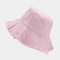 Frayed edge bucket hat in pink washed cotton for casual summer outdoor beach style - One Size / Light Pink