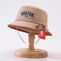 Χακί παιδικό καπέλο bucket με μπλε κέντημα BOSTON και ρυθμιζόμενο σχοινί ανέμου - Χακί