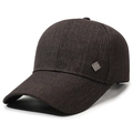 Classic dark brown six-panel cotton baseball cap for middle-aged men in casual style - Adjustable / Coffee