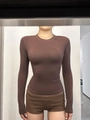 Slim fit long sleeve workout top in dark coffee with high-stretch fabric for women - S / Cocoa Brown