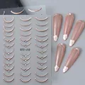 Détail macro des stickers ongles 5D or rose STZ-J10 avec strass tridimensionnels - STZ-J10 (Croissant en or rose avec strass)